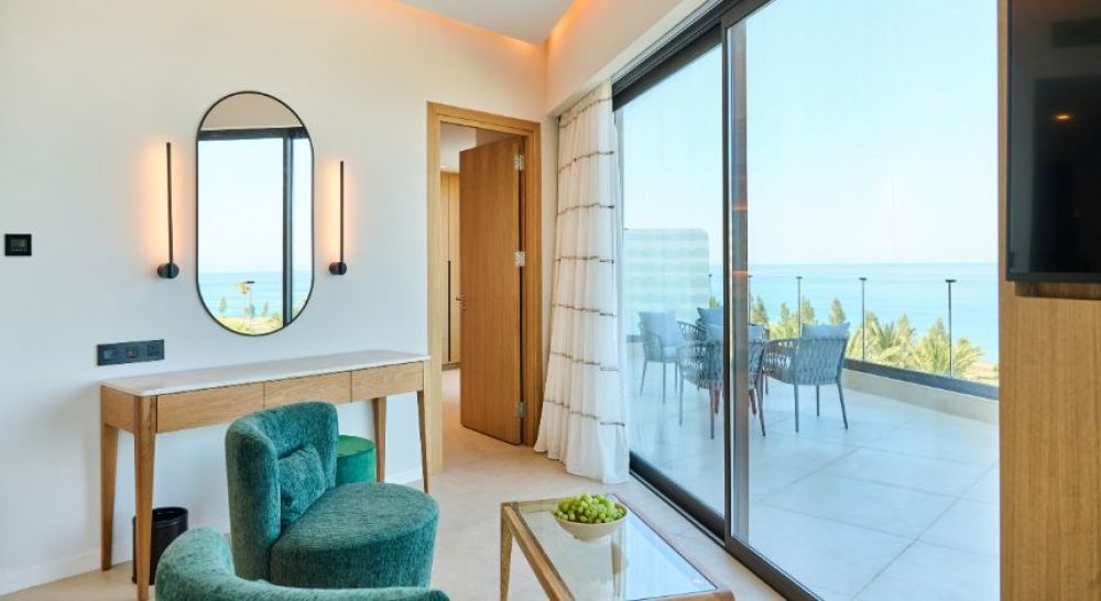 Two Bedroom Suite Sea View, Sunrise Emerald 5*