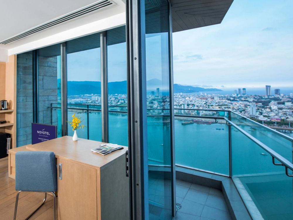 Еxecutive Сorner, Novotel Danang Premier Han River 5*