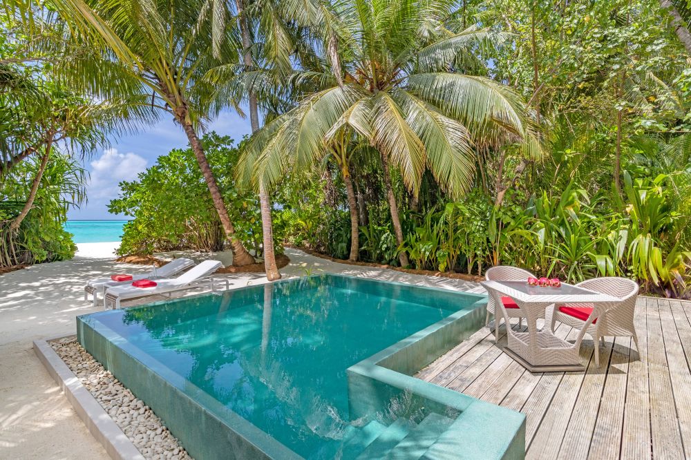 Beach Pool Villa, Niyama Private Island Maldives 5*