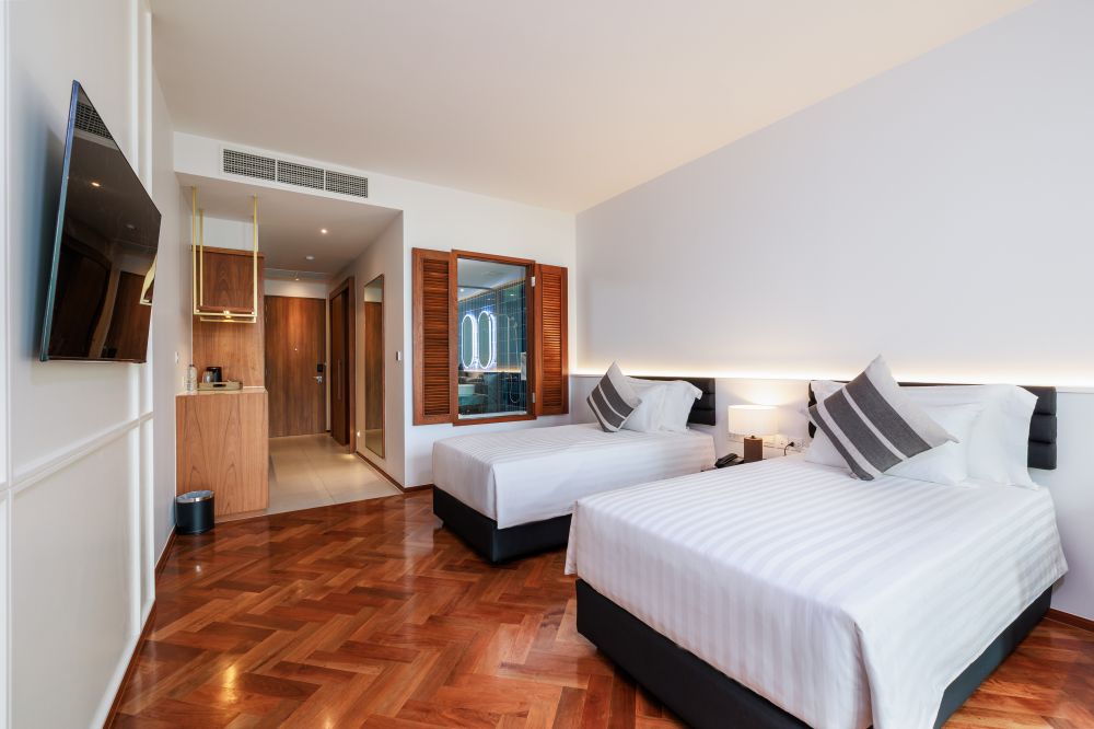 Superior, Patong Beach Hotel 4*