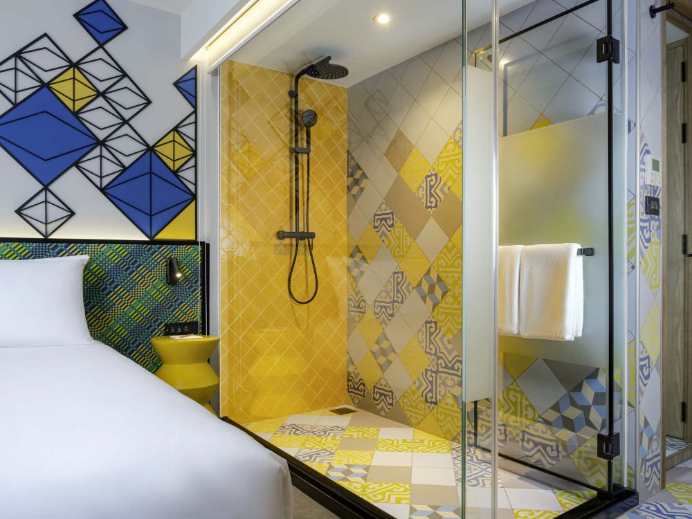 Standard, Ibis Styles Bangkok Silom 3*