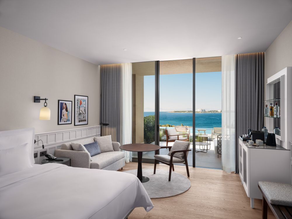 Family Deluxe Suite Swim-up Sea View, Akra Didim Resort & SPA 5*