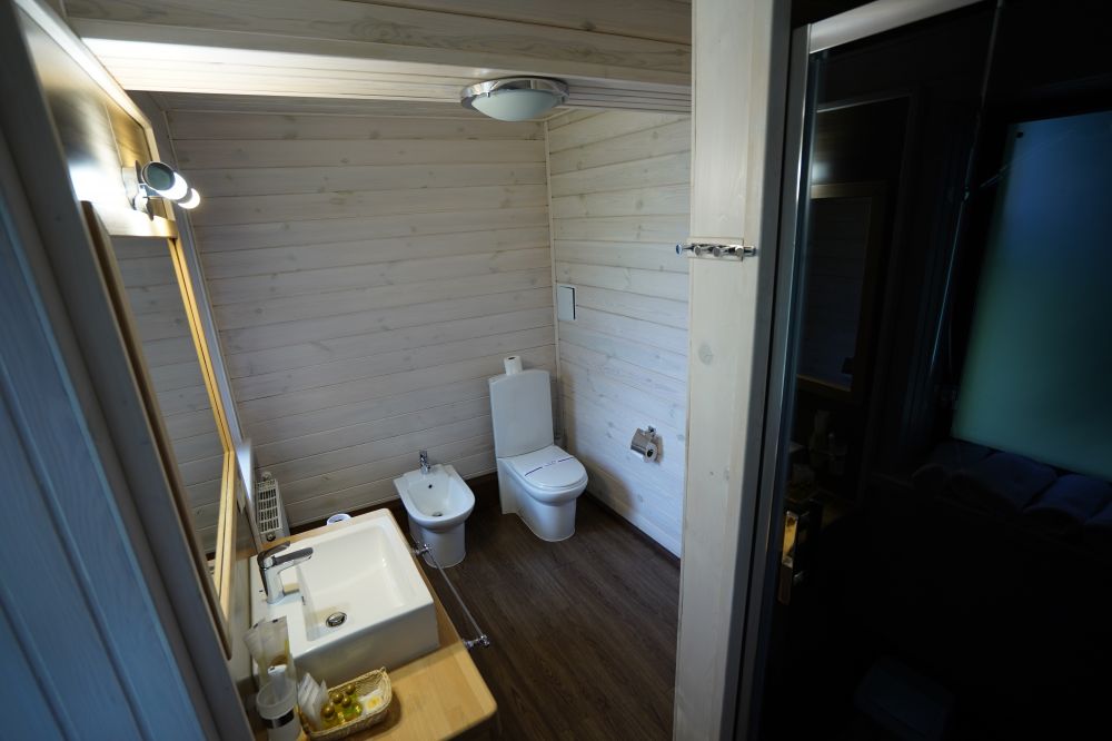 Junior Suite 2-person one-room (Island Cottage), Озеро Vita 