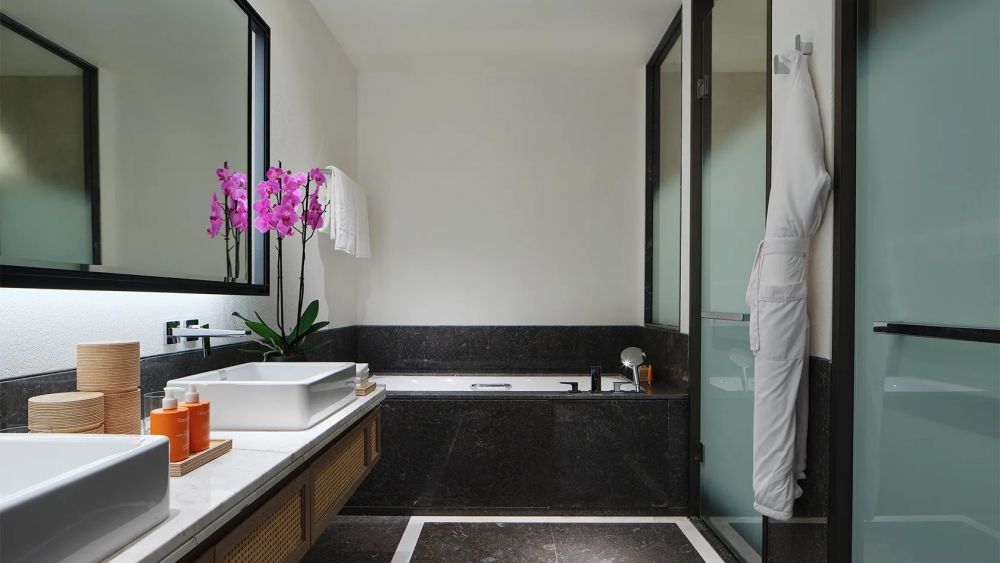 Junior Family Suite, City of Dreams Mediterranean 5*