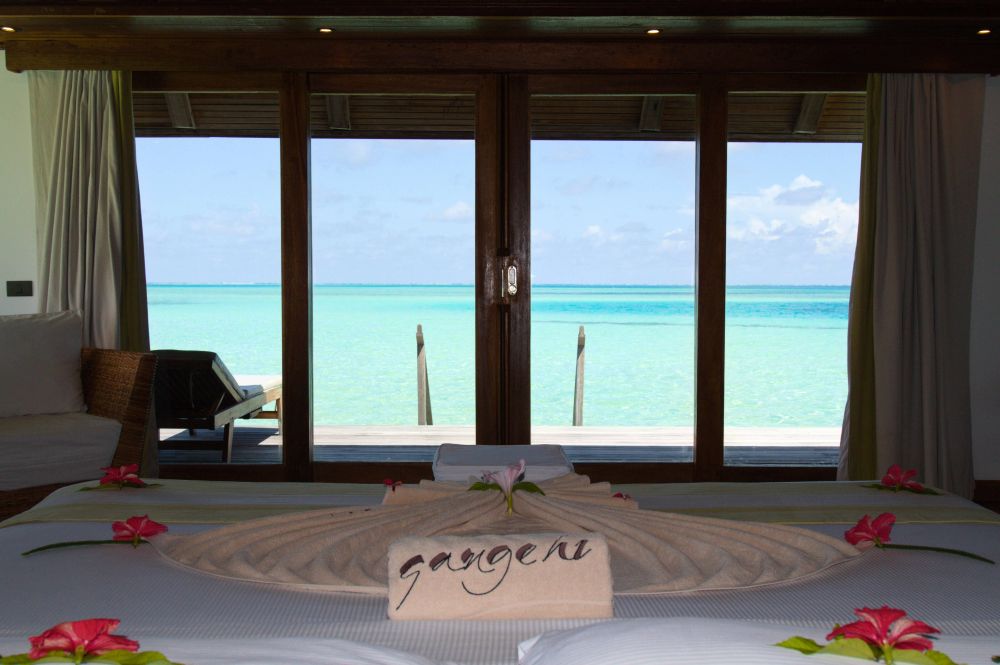 Overwater Villa, Gangehi Island Resort 5*