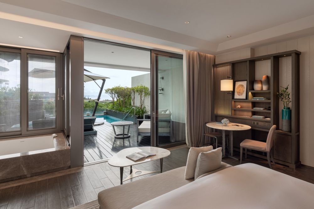 Ocean View Pool Room, Rosewood Sanya 5*