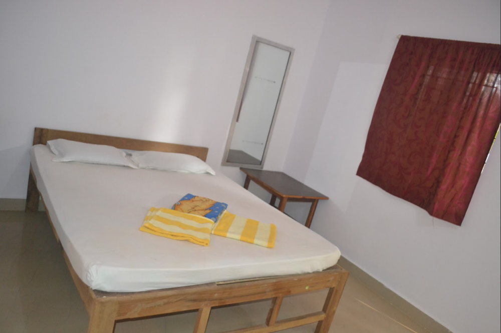 Standard Non AC, Ivon Guest House 