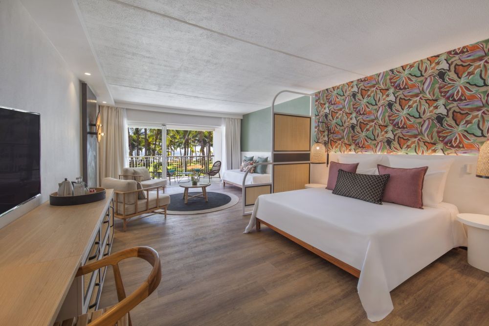 Superior 1st ﬂoor, Victoria Beachcomber Resort & SPA 4*