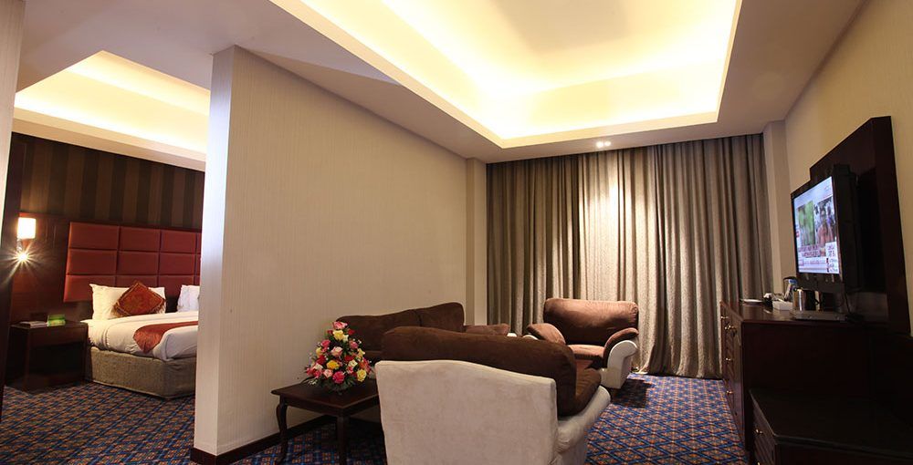 Royal Suite, Ramee Guestline Hotel 4*