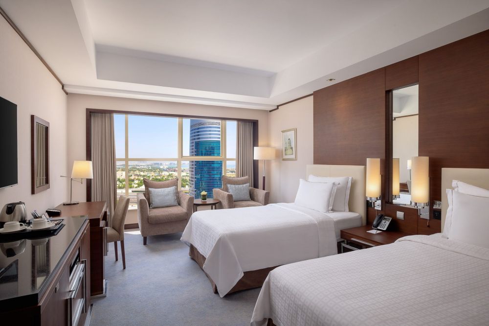 Club Room, Grand Millennium Dubai 5*