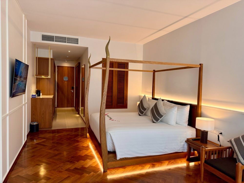 Superior, Patong Beach Hotel 4*