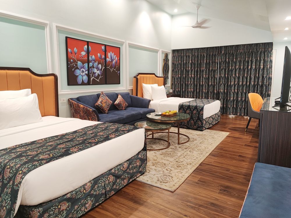 Premium Cottage, Mayfair on Sea Morjim 4*