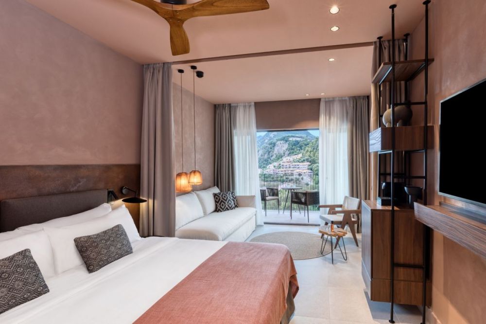 Horizon Junior Suite, Domes of Corfu, Autograph Collection 5*