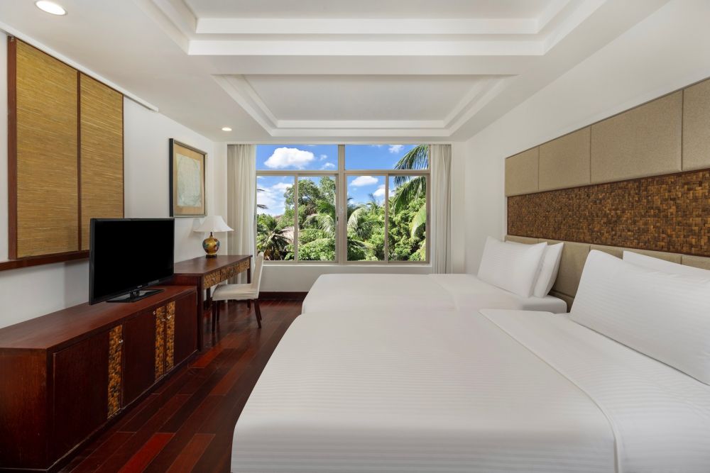Grand Mercure Deluxe King/Twin room with pool view (ex.Deluxe King/Twin room with PV), Swissotel & Grand Mercure Sanya Yalong Bay 5*