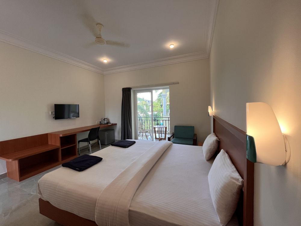 Deluxe, Morjim Sunset 3*