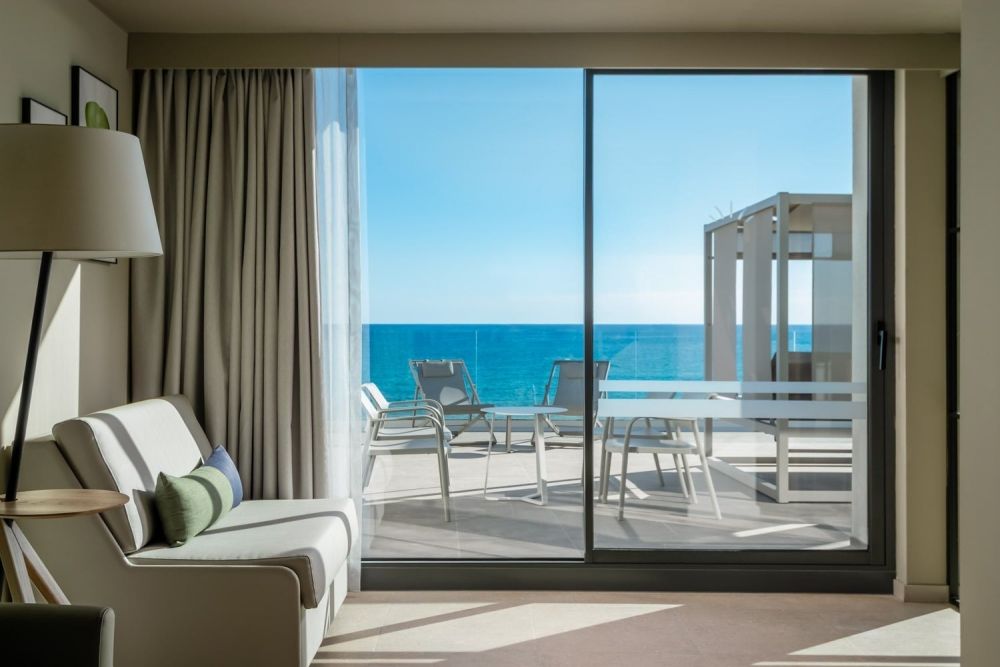 Mediterránea Suite, Estival Maramar 4*