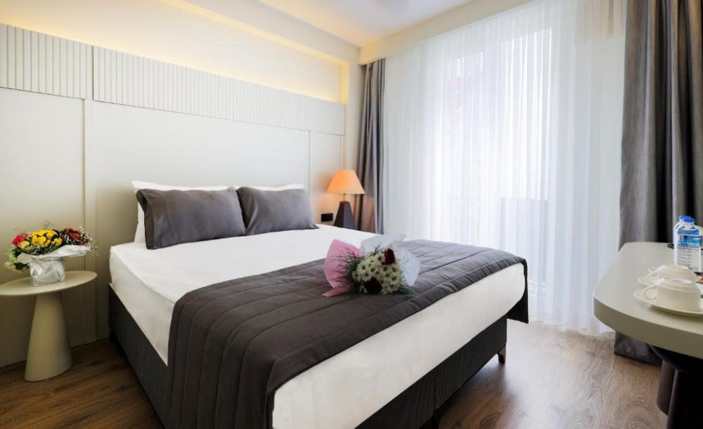 Superior room french balcony, Orka Taksim Apart Hotel ( Ex.Orka Taksim Suites & Hotel) 4*