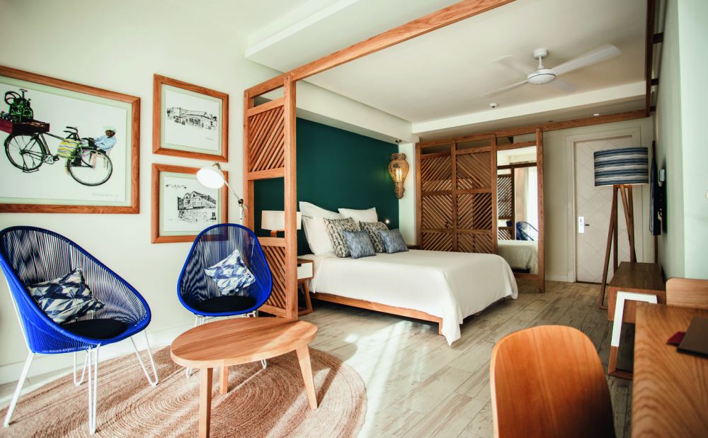 Swim-Up Room, Victoria Beachcomber Resort & SPA 4*