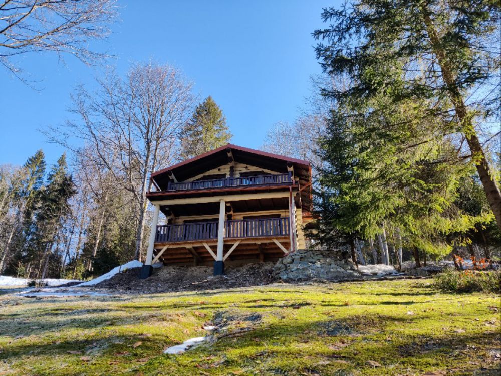 Three-room Cottage with Terrace and Balcony (Kotovo 3 Cottage), Озеро Vita 