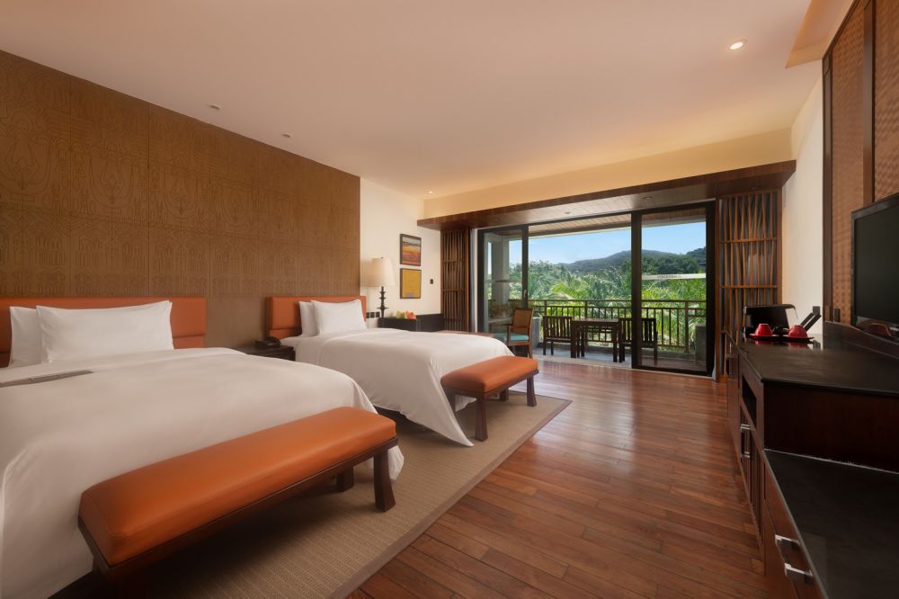 Superior Room (ex.Deluxe Mountain View Room), Le Meridien Shimei Bay Beach Resort & Spa 5*