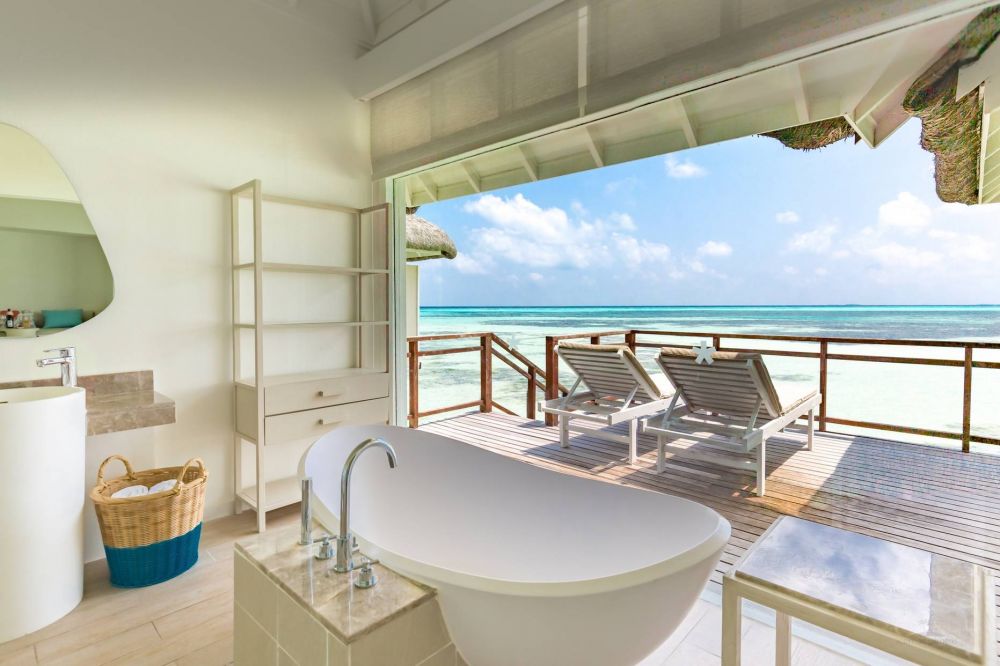 Water Villa, LUX* South Ari Atoll 5*