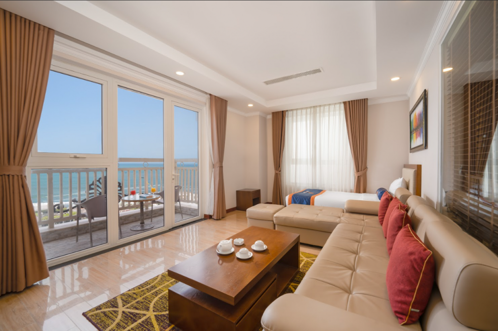 Suite TRPL, Bluesun Da Nang Beach Hotel 4*