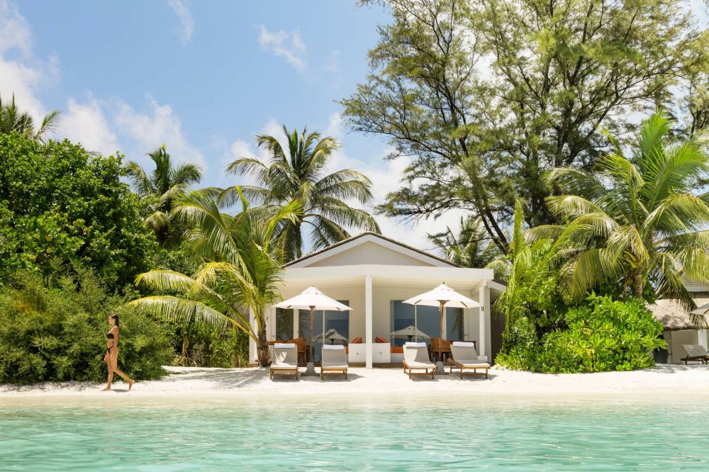 Family Lagoon Pavilion, LUX* South Ari Atoll 5*
