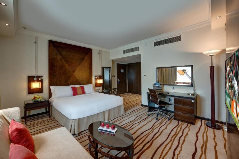 Guest Room, Radisson Blu Hotel Barsha Heights (Ex. Media Rotana) 5*