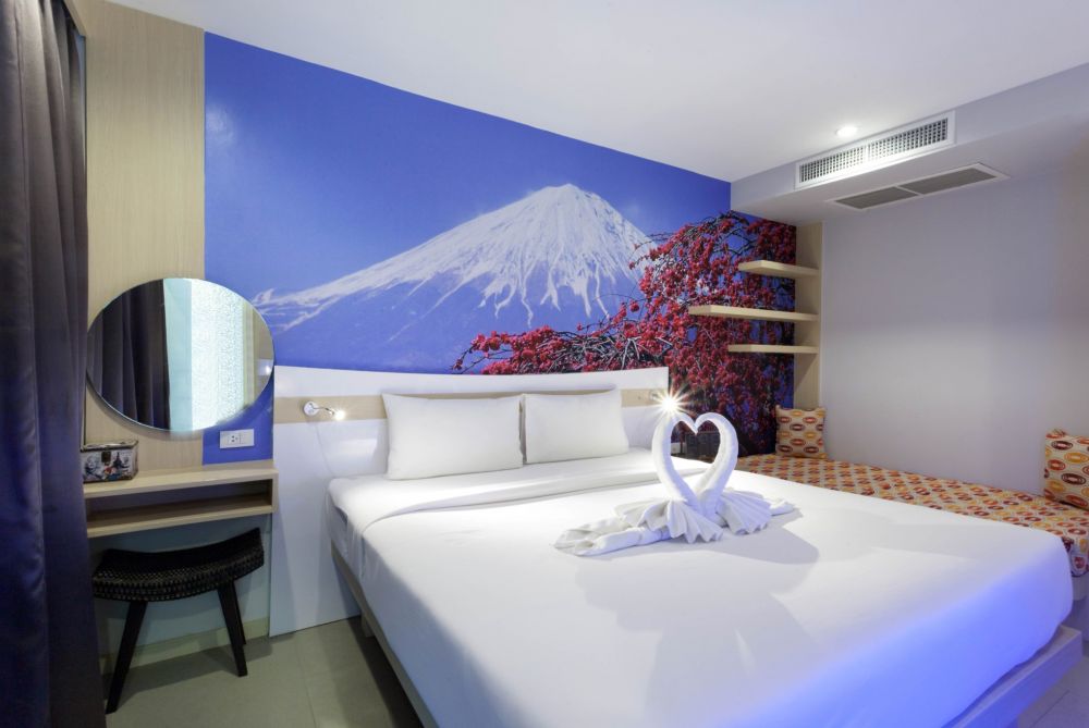 Deluxe, The Aim Patong Hotel 3*