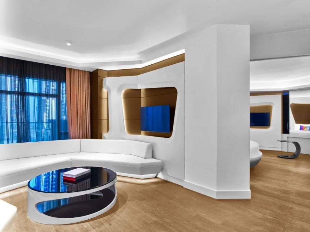 Round Bed Vantage Suite, V Hotel Curio Collection by Hilton (Adults Only 18+) 5*
