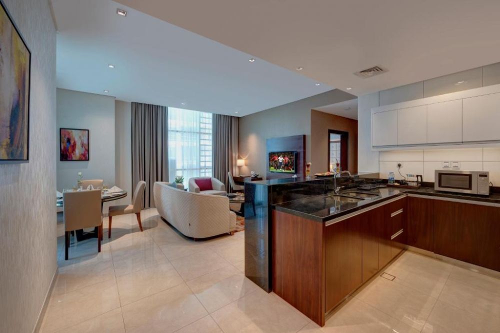 Two Bedroom City View/ Canal View, Royal Continental Suites 4*