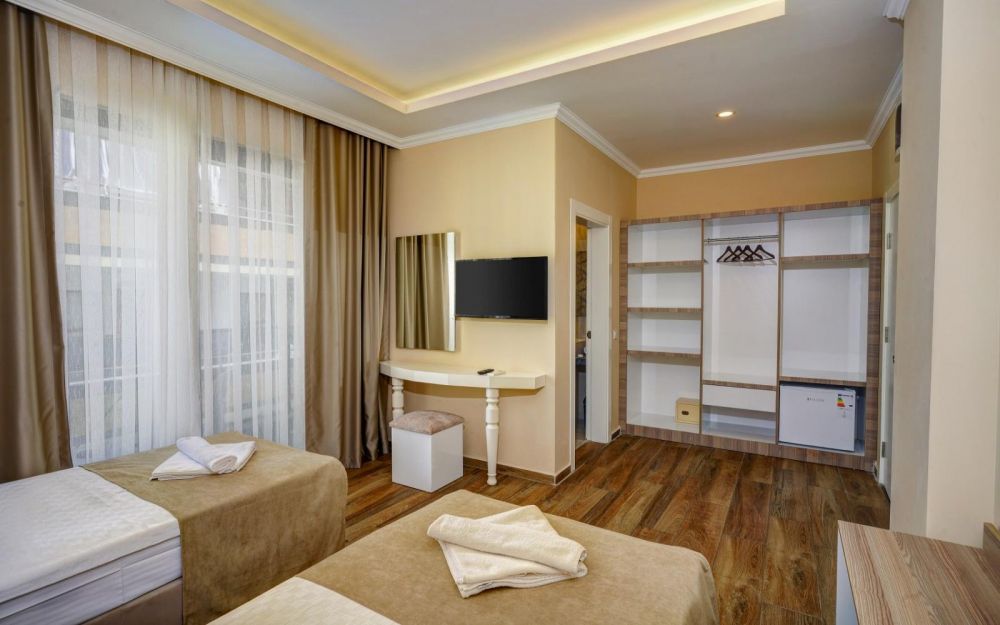 Standard, Miss Cleopatra Hotel 3*
