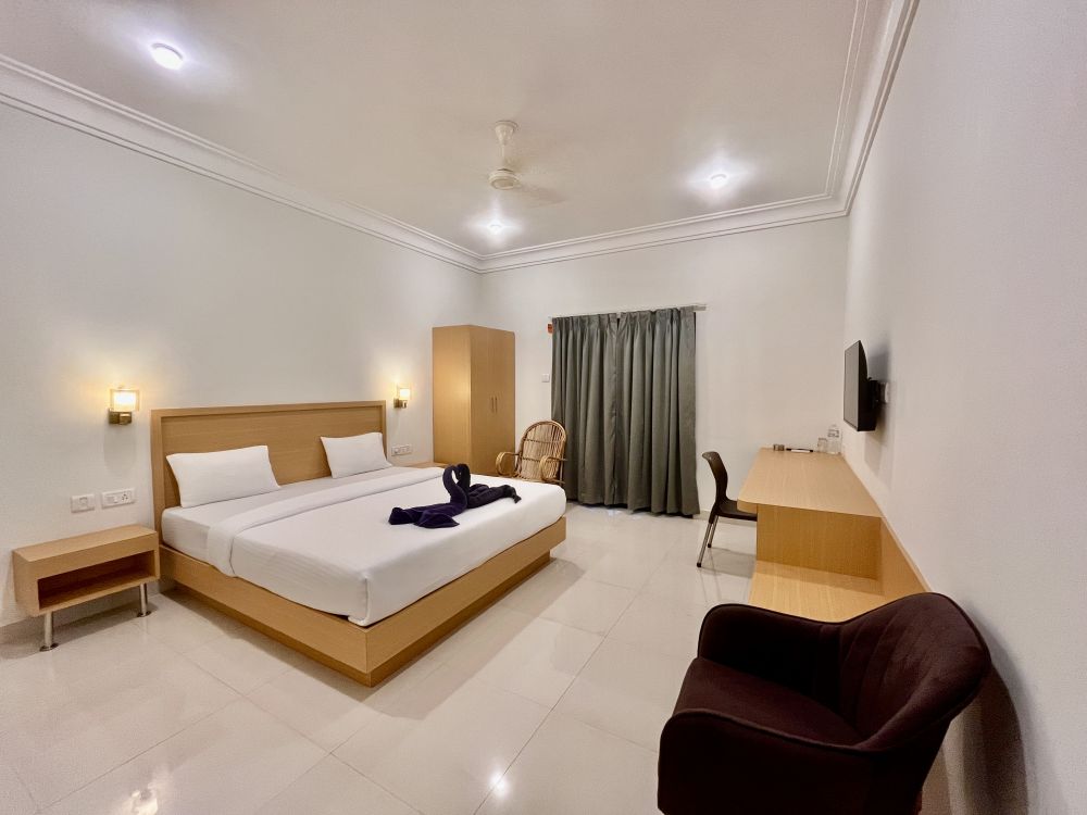 Deluxe, Morjim Sunset 3*