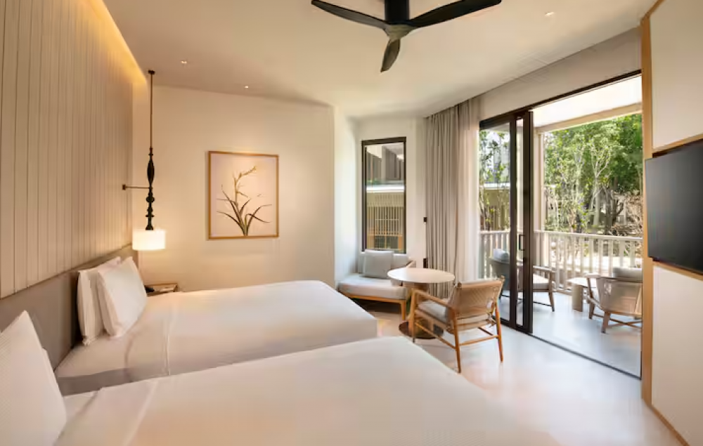 Twin Guest Room with Balcony, Hilton Burau Bay Langkawi 5*