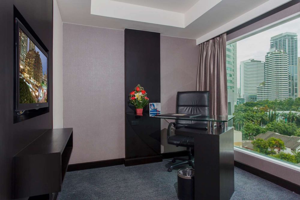 Executive Suite, The Mandison Bangkok (ex.Golden Tulip Mandison) 4*