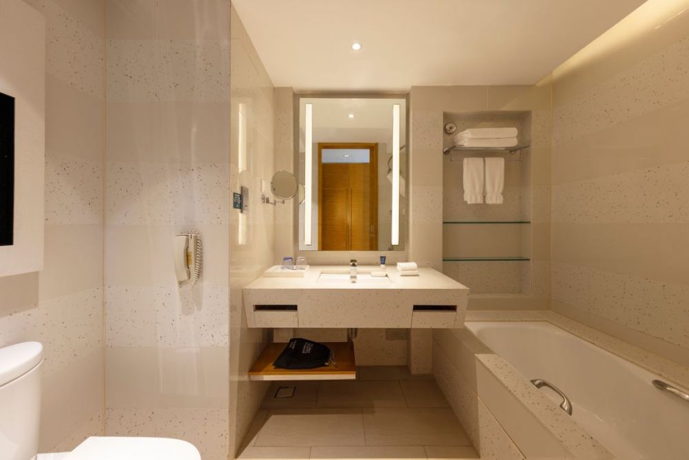 Family Suite, Four Points by Sheraton Shenzhou Peninsula 5*
