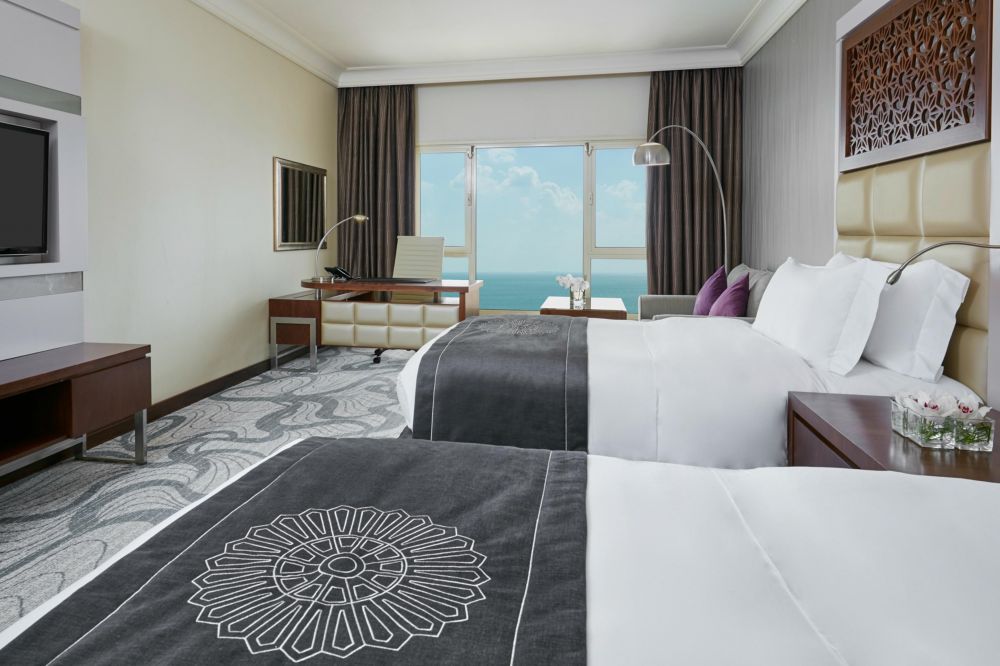 Club InterContinental Room City View/ Sea View, InterContinental Doha Beach & SPA 5*