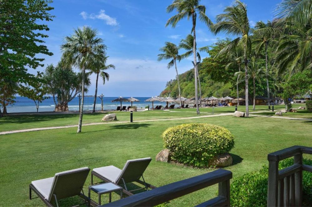 Larger Guest Room Ocean View, Phuket Marriott Resort & Spa Merlin Beach 5*