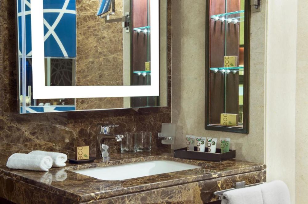 Superior Room, Grand Mercure Business Bay (ex. Gulf Court Hotel Business Bay) 4*
