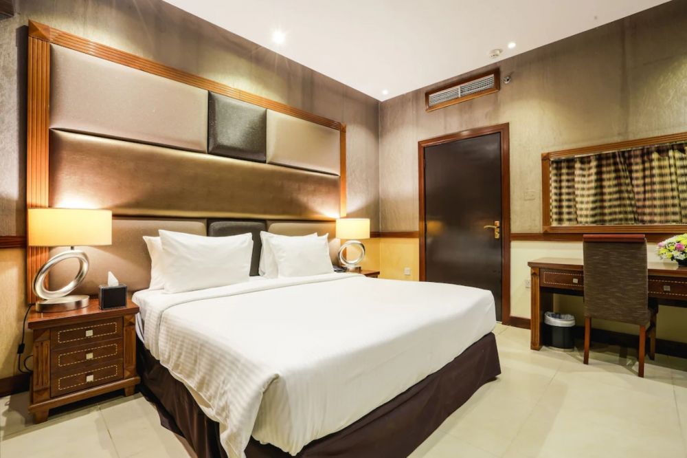 Suite Room, Vendome Plaza Hotel Dubai (ex. Vendome Palace Hotel) 3*