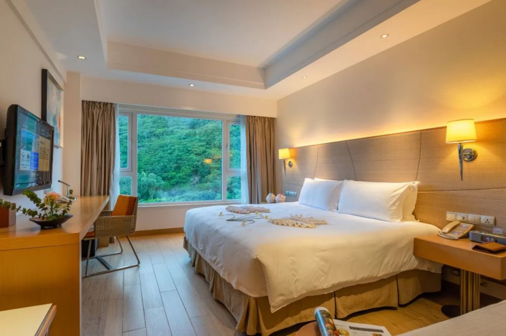 Deluxe Mountain View Room, Ocean View Resort Yalong Bay (ex. Narada Resort Sanya Yalong Bay) 5*