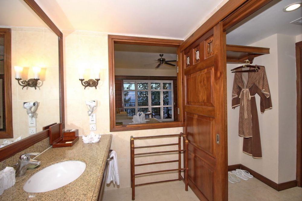 Premier Deluxe Room CV/ GV/ SV, Novela Resort & Spa 4*
