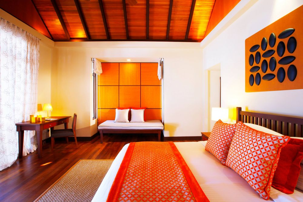 Deluxe Bungalow, Niva Kurumba Maldives (ex. Kurumba Maldives) 5*