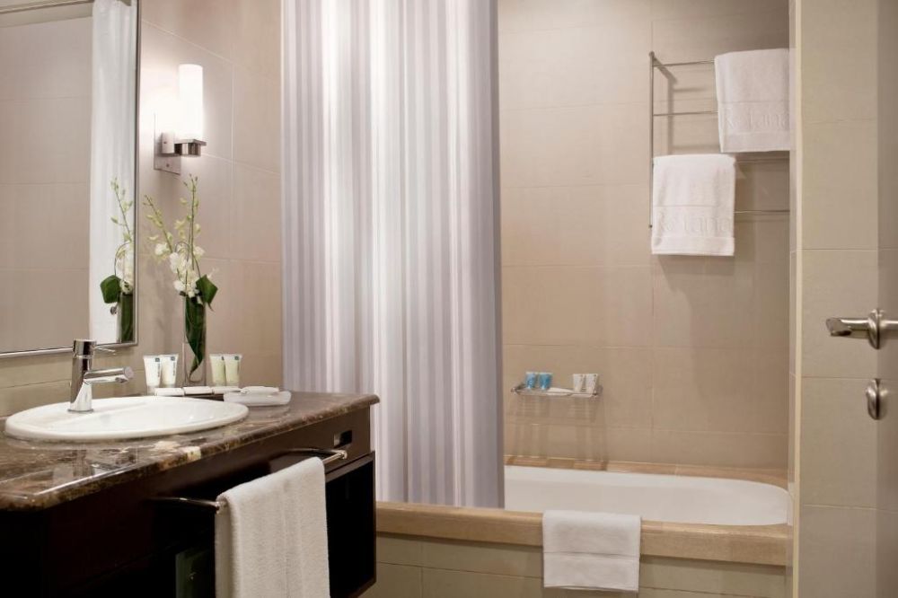 Spacious Room, Radisson Blu Hotel Barsha Heights (Ex. Media Rotana) 5*
