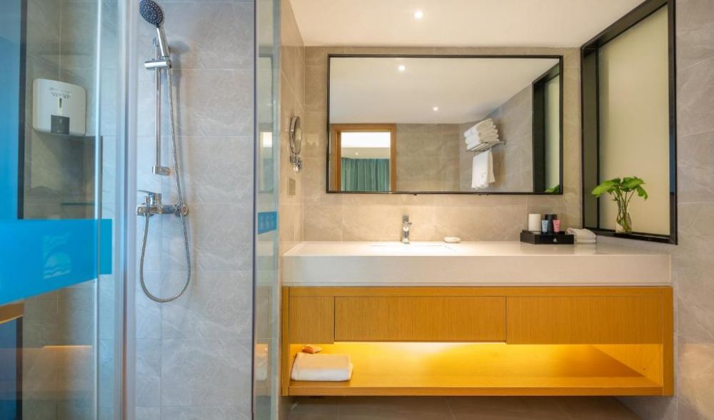180° Ocean view, Family Suites, South China Hotel 4*