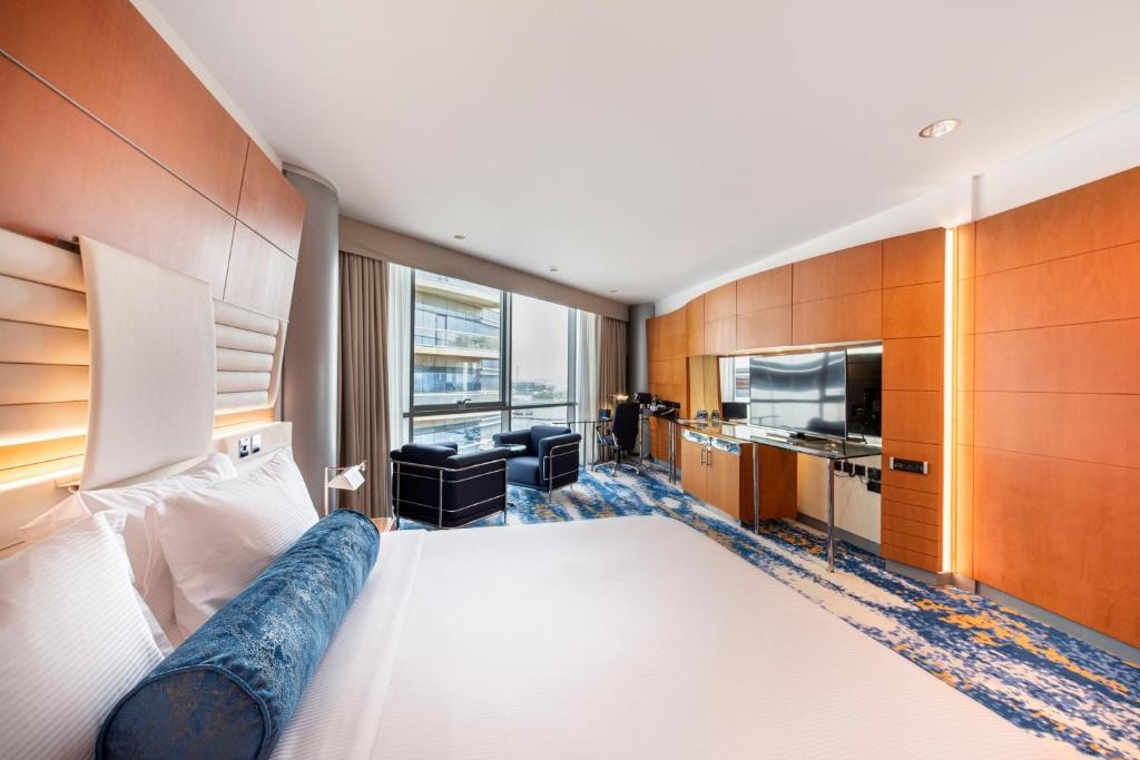Deluxe Room, Mövenpick Dubai Creek (ex. Golden Sands Hotel Creek) 5*