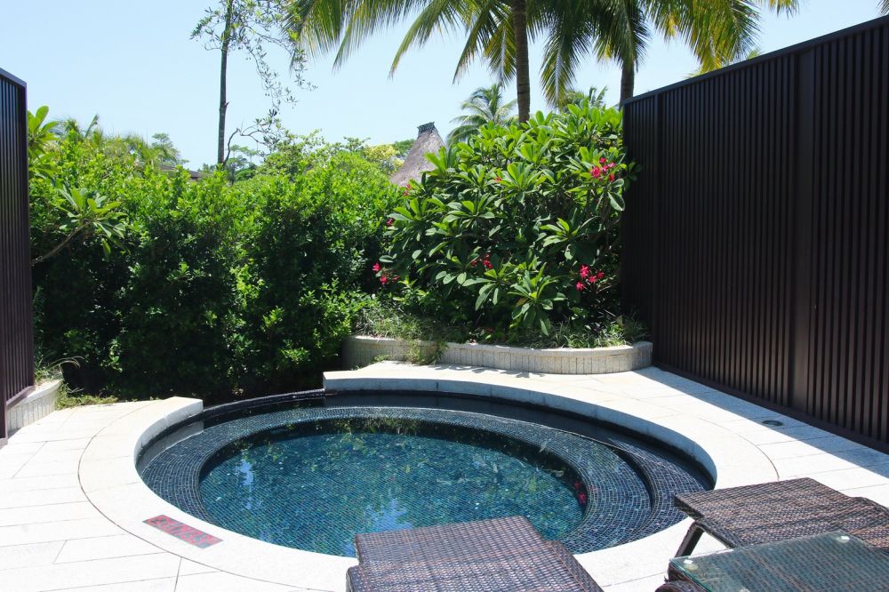 Deluxe Garden Pool Room, Le Meridien Shimei Bay Beach Resort & Spa 5*