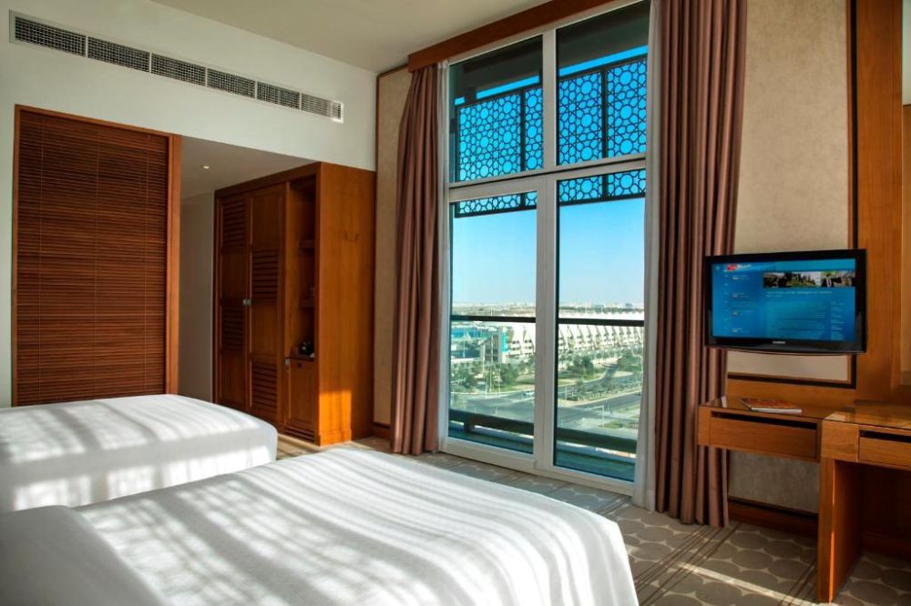 Classic Suite, Yas Plaza Marina (ex. Yas Island Rotana) 5*
