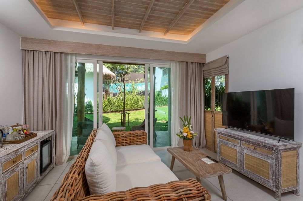 Eden Suite Garden View/ Pool View/ Pool Access, Eden Beach Khao Lak Resort & Spa 5*