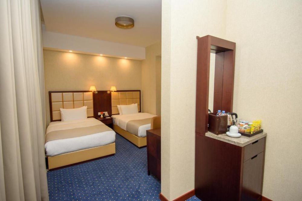 Panorama, KMM Hotel 4*
